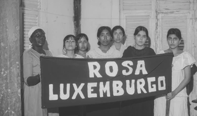 Imagen del archivo ficcional: Las Fotos del Obrero. Guayaquil, 1922. Mario Rodríguez Dávila.  Guayaquil, 2022.