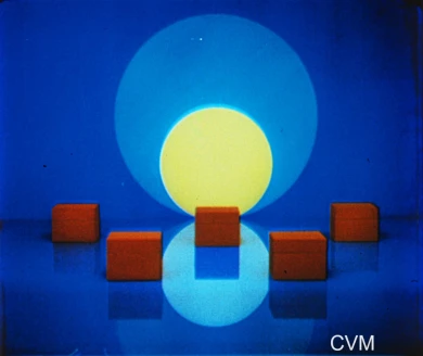 Oskar Fischinger, Komposition in Blau [Composición en azul], película, 1938. Cortesía del Center for Visual Music