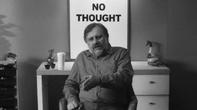 Slavoj Zizek. Imagen de la película The Pervert’s Guide to Ideology de Sophie Fiennes, 2012