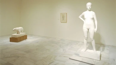 Vista de sala de la exposición. Francisco Pérez Mateo. Escultor 1903-1936, 2002