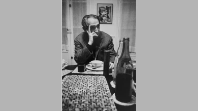 Mário Pedrosa, escritor y crítico de arte brasileño, Meudon (en casa de Alberto Magnelli), 1969 © Alécio de Andrade, VEGAP, Madrid, 2017