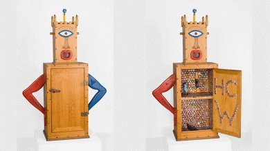 H.C. Westermann, Memorial to the Idea of Man If He Was an Idea, 1958. Mixed technique, 143 x 96 x 36 cm, Collection of Museum of Contemporary Art Chicago, Susan and Lewis Manilow Collection of Chicago Artists, 1993.34. Photo: Nathan Keay, © MCA Chicago © Dumbarton Arts, LLC / Licensed by VAGA at Artists Rights Society (ARS), NY / VEGAP, Madrid, 2019 