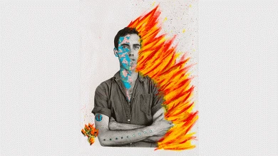 David Wojnarowicz con Tom Warren, Autorretrato de David Wojnarowicz, 1983–84, Acrílico y collage sobre gelatinobromuro de plata, 148,6 × 99,1 cm, Colección de Brooke Garber Neidich y Daniel Neidich. Fotografía: Ron Amstutz