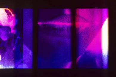  Claudia Andujar, A sônia, (1971-2024) Videoinstalación con 3 proyecciones simultáneas