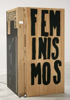 Anxela Caramés, Carme Nogueira y Uqui Permui, Contenedor de feminismos, 2021. Museo Reina Sofía