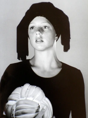Eva Lootz, <em>Without love no revolution</em>, de la serie <em>Pequeño teatro de derivas</em>, 1994. Depósito indefinido de la Fundación Museo Reina Sofía, 2023 (Donación de la artista)