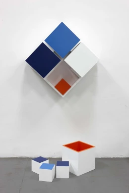AD05228_001